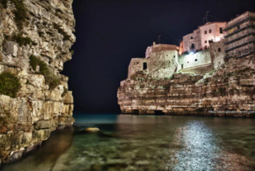Апартаменты The Loft Polignano Полиньяно-а-Маре Экстерьер фото